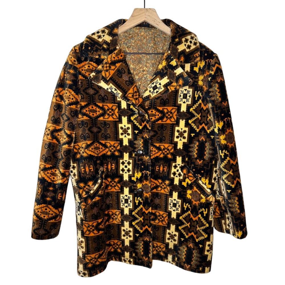 Trego’s Westwear Vintage Aztec/Geometric Print Coat Size 14